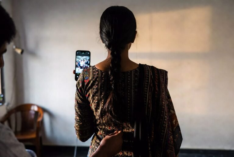 How to Dress Like a TV Star Without Emptying Your Bank Account